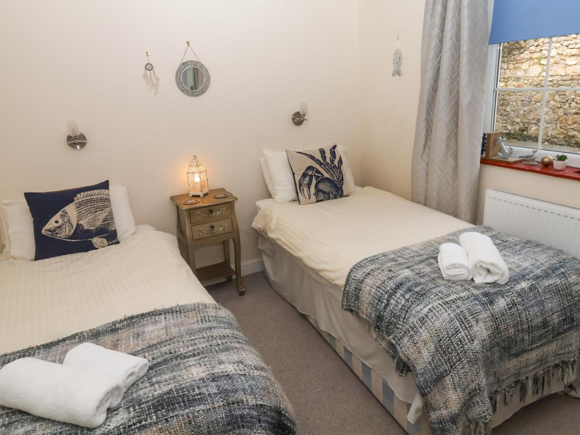 Ferienwohnung Lyme Views Lyme Regis Exterior foto